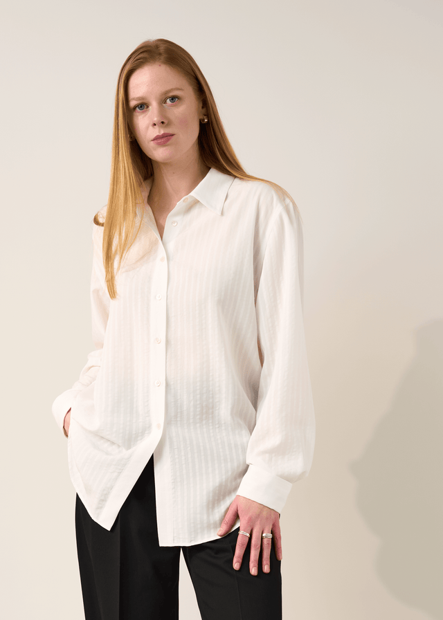 Front view of oversized button-up TENCEL™ Lyocell shirt for tall women